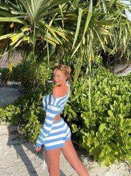 Alina 22 years 4