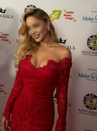 Alina 22 years 0